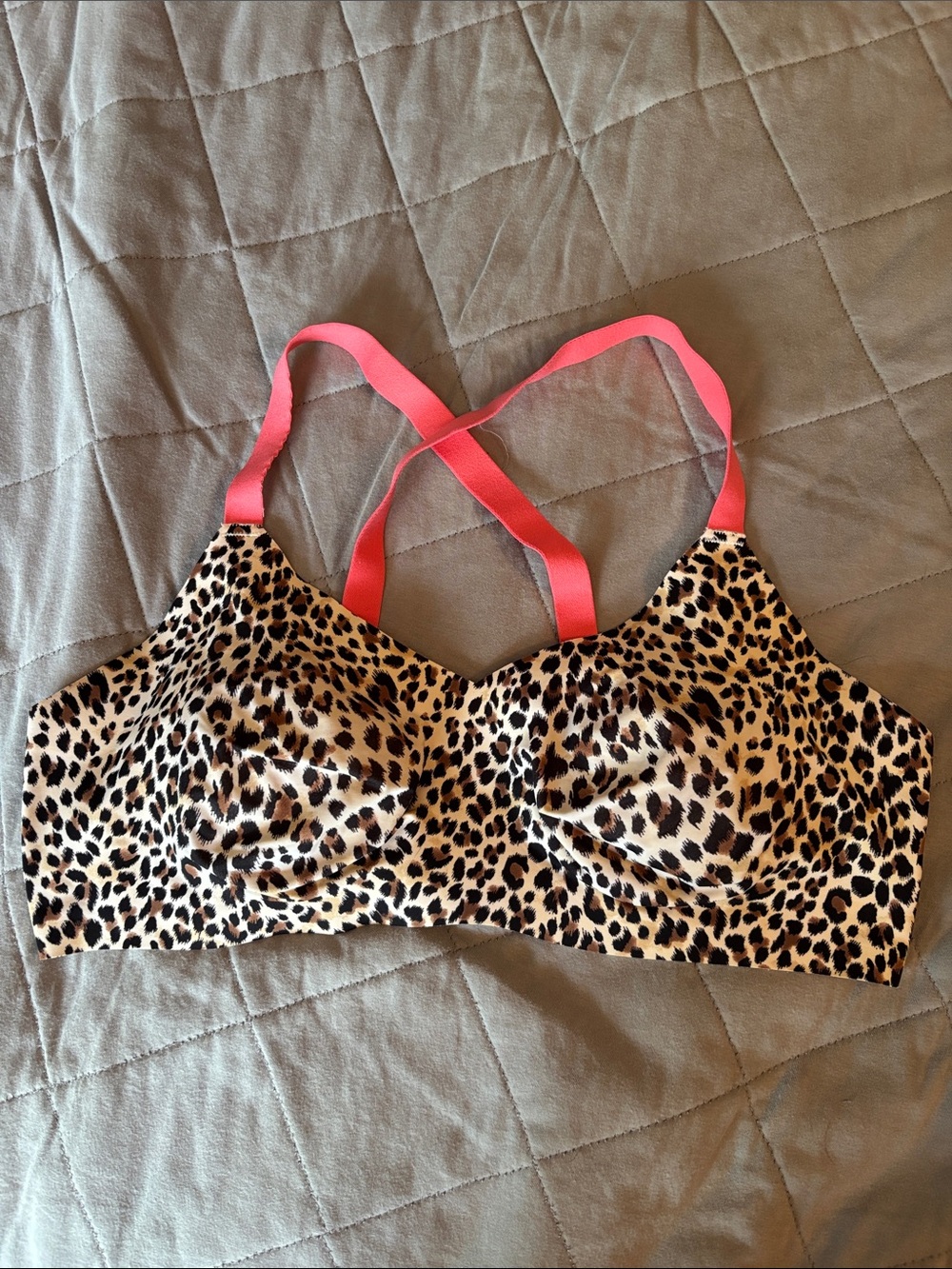 Knix x Betsey Johnson Revolution V-neck Bra